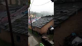 preview picture of video 'Heavy rain in uttarakhand village.'