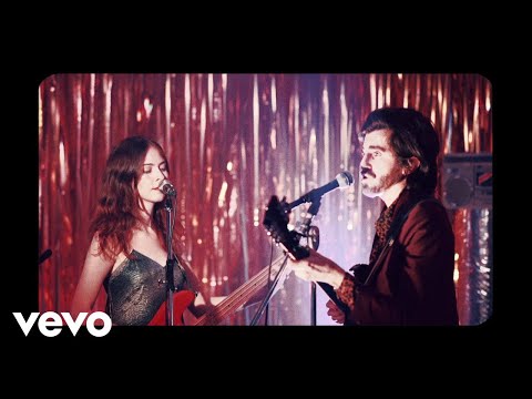Salvador Y El Unicornio - Calma - Música de TV