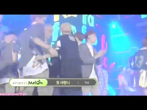 130807 KRIS&AMBER HUG&EXOBER ADORABLE MOMENTS!KrisBer OMG!