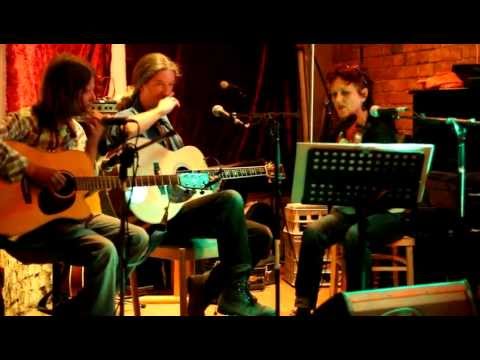 Jan Palethorpe, Bruce Armstrong and Rex Watts playing Nocha Loca live