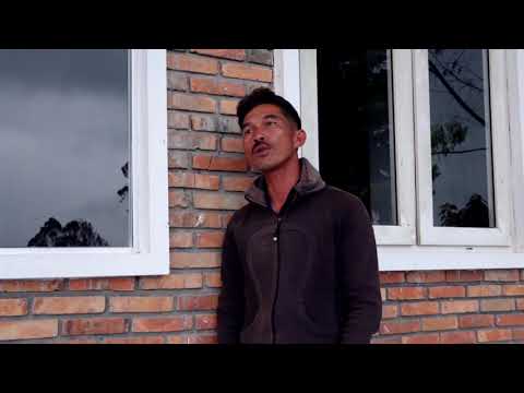 bombang nahe erjingkang:vocal Josua Ginting:ciptaan:Mano ginting