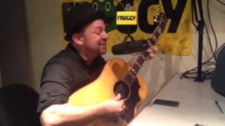 Kristian Bush of Sugarland sings Flip Flops