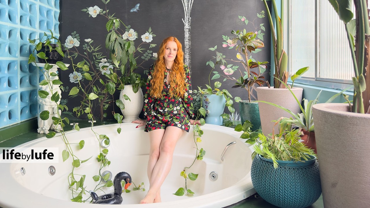 INCREDIBLE AND UNPARALLELED DECORATION - PAST AND PRESENT MEET IN THIS COZY WAY OF LIVING