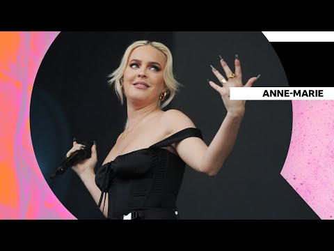 Anne-Marie  - Kiss My (Uh Oh) (Big Weekend 2022)