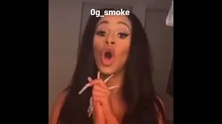 Download lagu cardi b omg what is that mp3