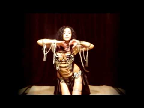 Diana Bastet Metal Belly Dance. Sepultura "Territory"
