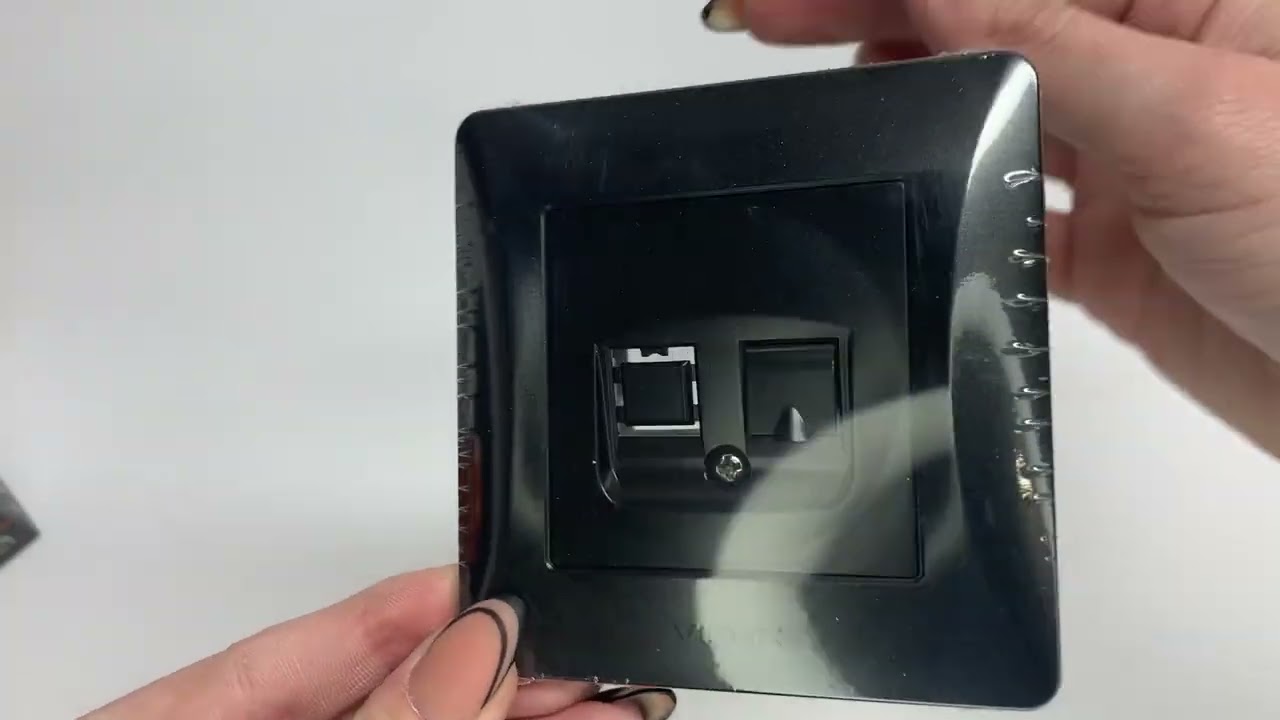 Розетка одинарная компьютерная RJ-45 CAT6 VIDEX Binera графит (VF-BNSK1PC6-BG)