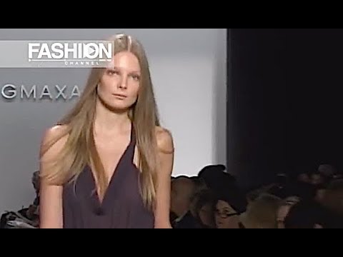 BCBG Spring Summer 2009 New York - Fashion Channel