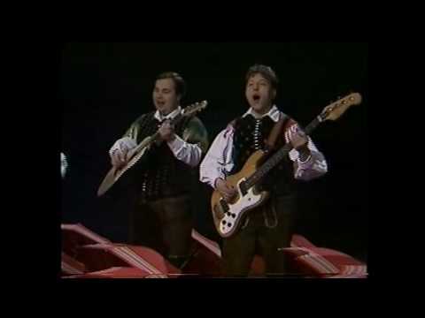 CVET MLADOSTI ANSAMBEL MARELA