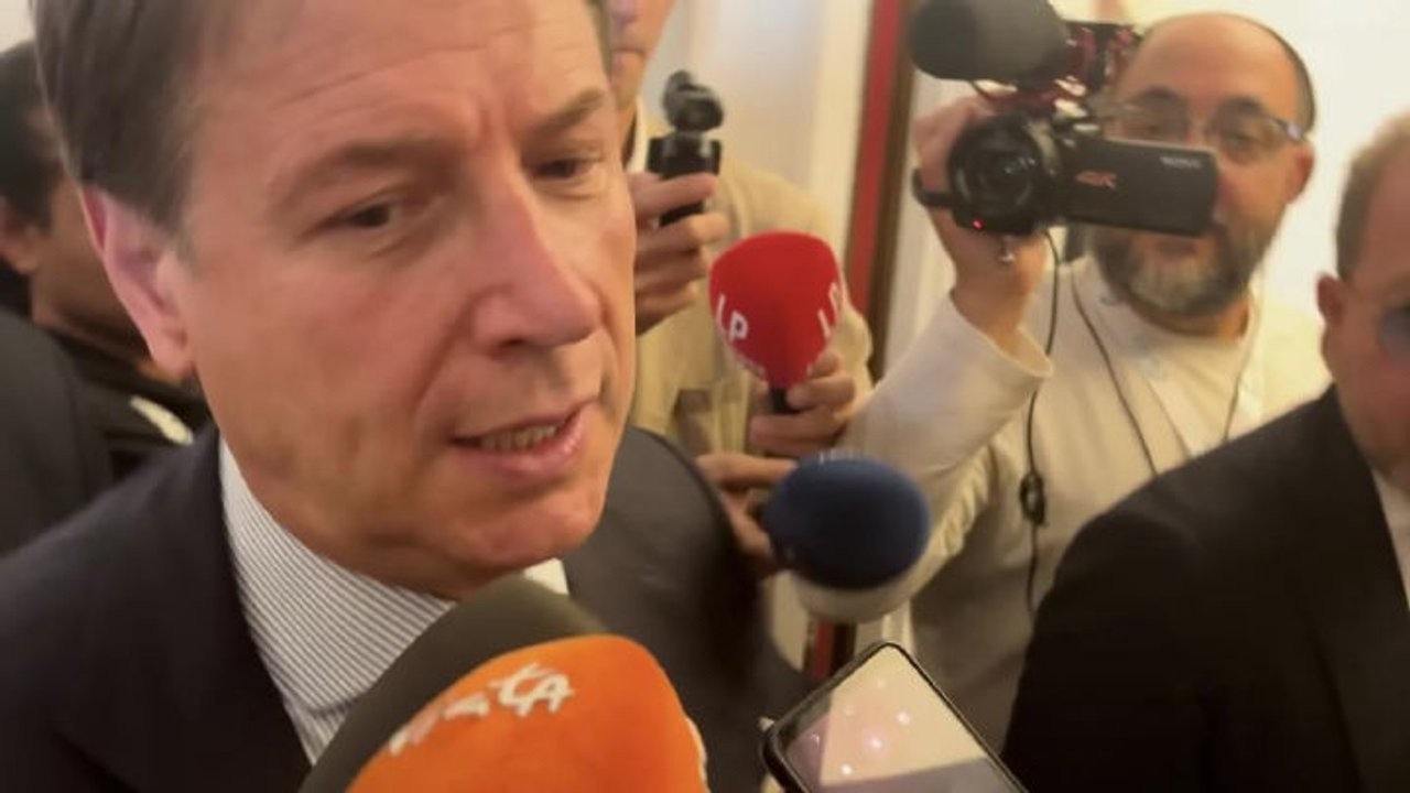 Conte su Ucraina: Necessaria svolta negoziale per tutelare popolazione civile