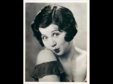 Mae Questel (the voice of Betty Boop) - Practising the piano