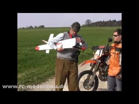 ASW 15 mit Seilwinde und KTM Motorrad