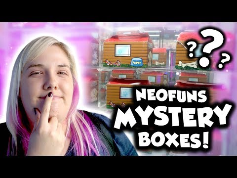 Cleaning out the mystery box pusher game at NeoFuns arcade!