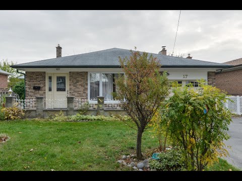 17 Pergola Road Etobicoke
