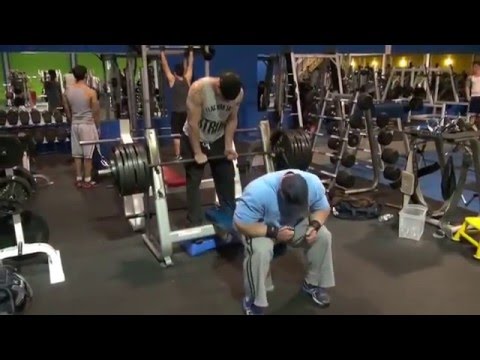 Bubby Lartigue 605 lb. raw bench press after a 585