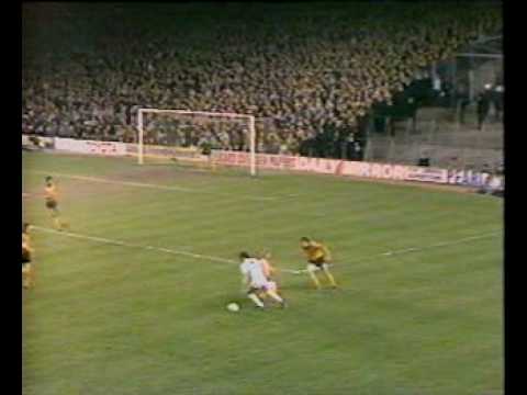 Ricky Villa - Beautiful Goal in FA Cup Semi-Final 1981