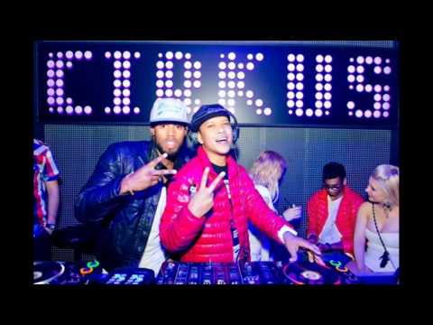 Chuckie & GLOWINTHEDARK - Electro Dude (Original Mix)