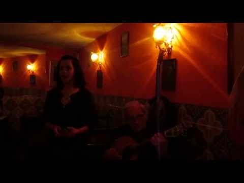 RUTE SANTOS FADO, PRESENTE NO RESTAURANTE RAMPINHA , NO PORTO