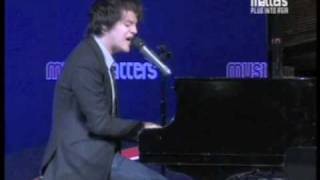 Jamie Cullum - The Singin&#39; Umbrella mashup live at Music Matters 2009