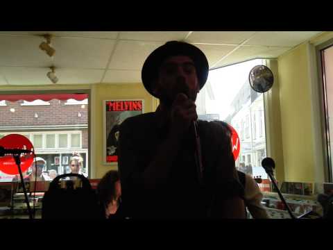 De Staat - Wait For Evolution (Live in Waaghals Arnhem at Record Store Day)