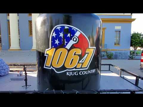 The Foodie Guy attends KJUG Country Summer Concert in Hanford California - June 16, 2019