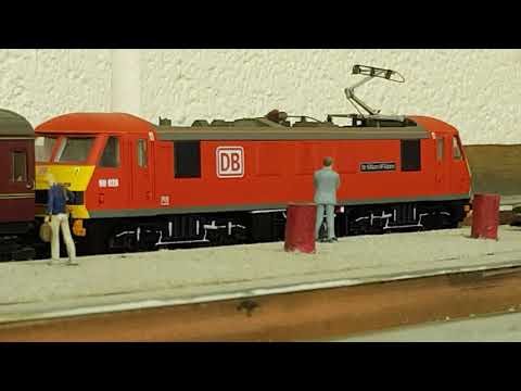 Running Session - Stacton Tressell - Clip five - Bachmann 90s