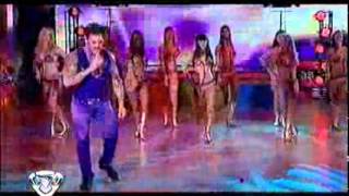 Showmatch 2009 - Fort cantó "A mi manera"