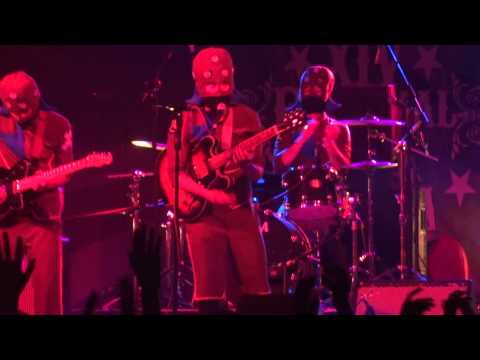 Austin TV "Roy Rogers / Ella no me conoce / Around the world (daft punk cover)"