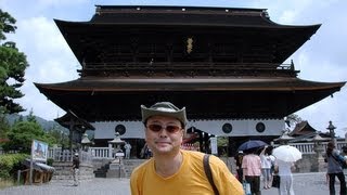 preview picture of video 'Worship Zenko-ji NAGANO 信州長野 善光寺の山門内部は撮影禁止だったのだ:旅'