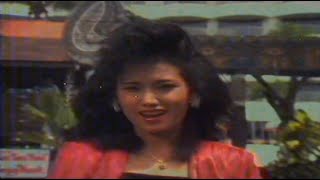 Download lagu Evie Tamala - Hari Hari Cinta (1990) Kamera Ria mp3 Download lagu Evie Tamala - Hari Hari Cinta (1990) Kamera Ria mp3