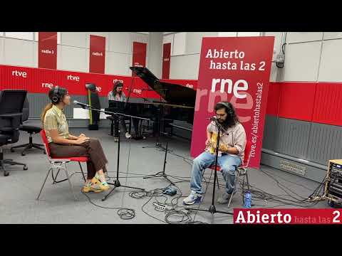 Los Estanques y Anni B Sweet en 'Abierto hasta las 2': "Tu pelo de flores"