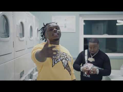 Dsteez X MO3- Wake the City Up (prod. by Hermanata)Dir: shootsomething