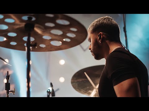 Vigília Atos 2 ( medley Que Ruja o Leão) Biel Sales  Cover