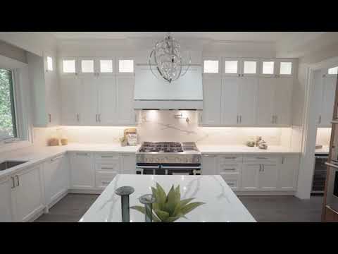 1427 Rougemount Dr Pickering