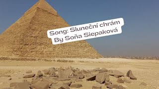 Video Sluneční chrám od Soni Siepakové.