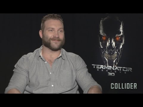 download lagu mp3 mp4 Emilia Clarke Jai Courtney, download lagu Emilia Clarke Jai Courtney gratis, unduh video klip Emilia Clarke Jai Courtney