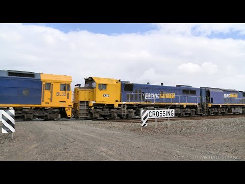 7902V Mildura Container Train With 3 Australian Diesel Locomotives (23/4/2021) - PoathTV Railways