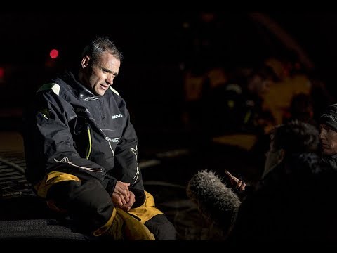 Yann Guichard after returning to the pontoon following the dismasting of Spindrift 2