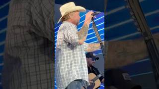 Yes! Tracy Lawrence! This was his show in Bend, OR! So much fun! #country #music #love #fyp