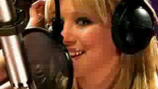 Hilary Duff - I Can&#39;t Wait Remix www.hilary-superstar.com