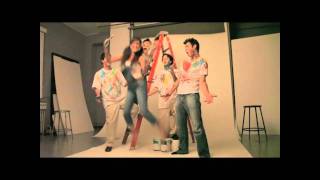 Behind The Scenes Photoshoot with Cassandra Farrar + The Left Brains