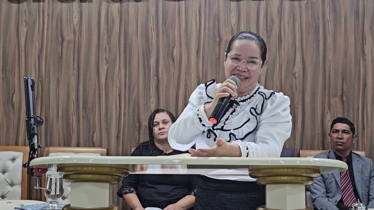 Missionária Adriana Melo | ESTÁ NA HORA DE VOCÊ MUDAR! MUITO FORTE.