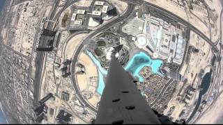preview picture of video 'Dubai - From The Top Of The Burj Khalifa DAMN SCARY'