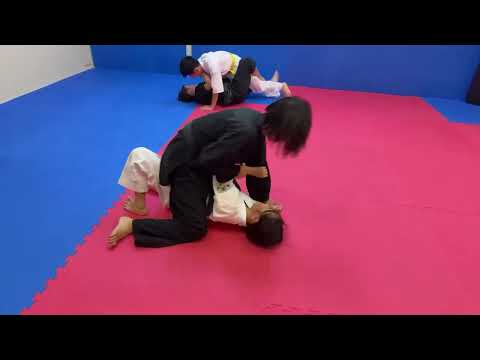先輩に挑戦女子柔術スパーリング