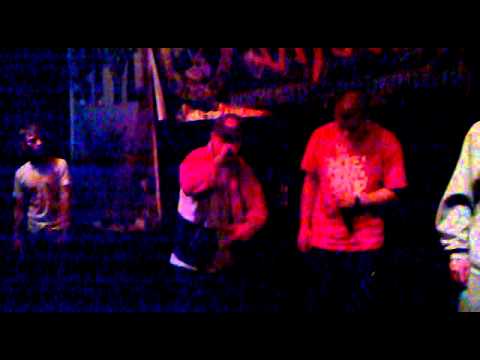 DebetCrew w CK Muza Lubin 19.11.11 (Front Styl Podziemie)