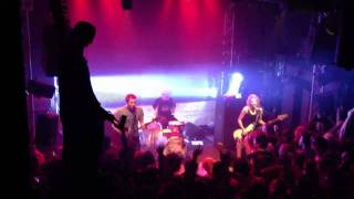 The subways &quot;oh yeah&quot;