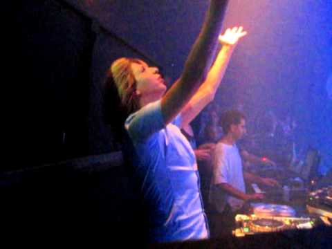 Offer Nissim Pres. Ivri Lider - 20 Seconds (WWW.OfferNissim.info)