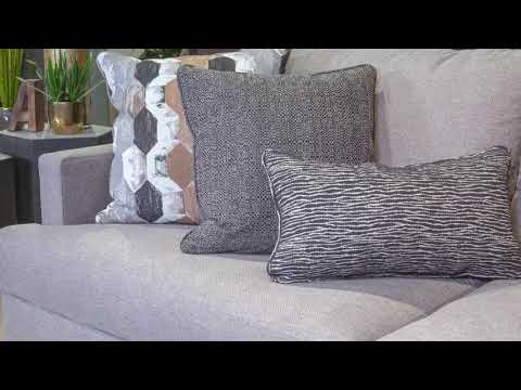 Santasia 2-Piece Sectional with Chaise