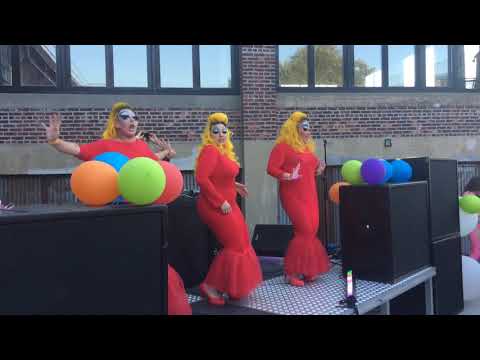 LadyQueen BushWig 2017