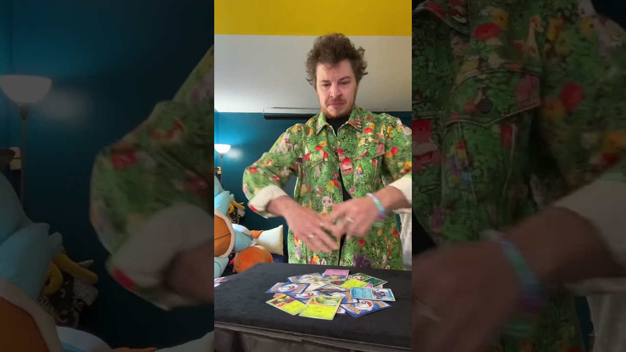 Promotional video thumbnail 2 for Close Up / Roaming Card Magic
